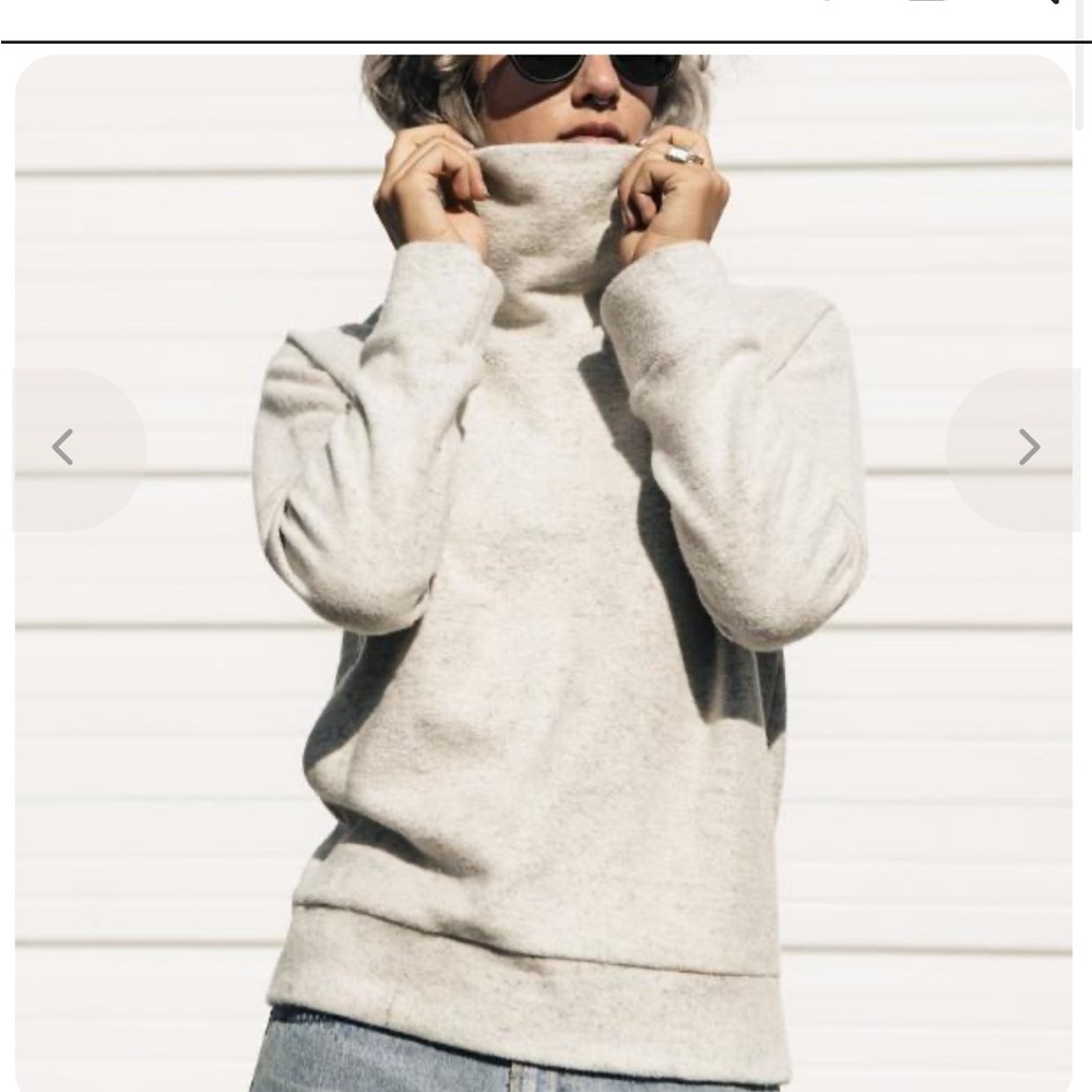 Jungmaven Maui sweatshirt size XS
